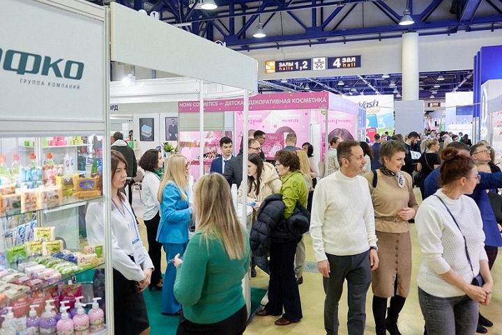 俄罗斯国际化妆品香水及个人护理用品展览会Beauty ChemiCos(www.828i.com)